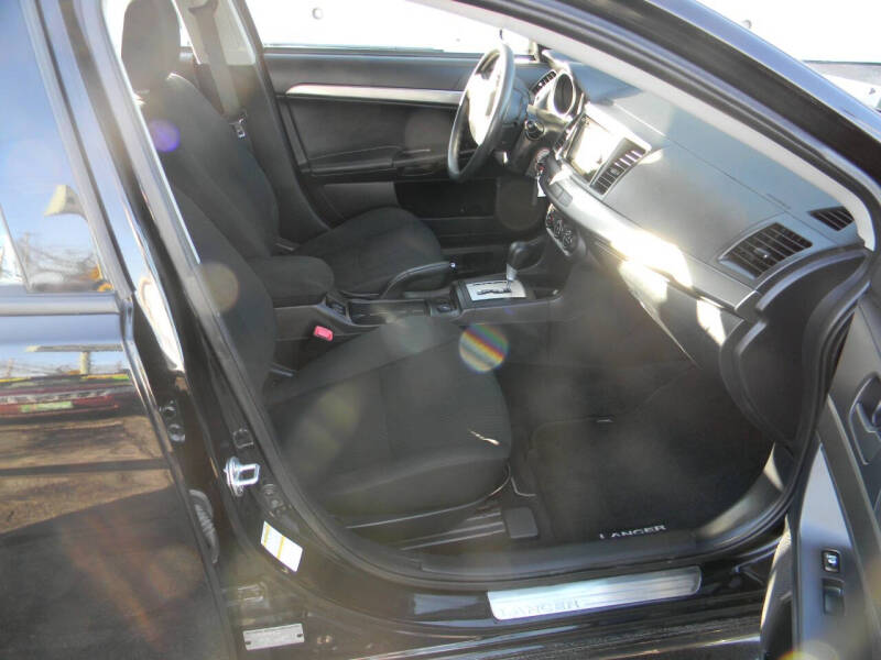 2014 Mitsubishi Lancer SE