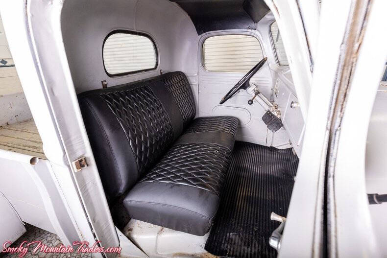 1949 International Harvester