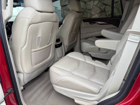 2015 Cadillac Escalade Luxury