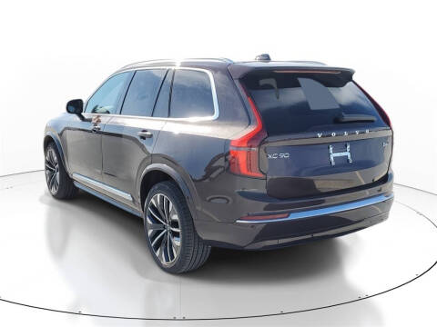 2025 Volvo XC90 B6 Core Bright Theme