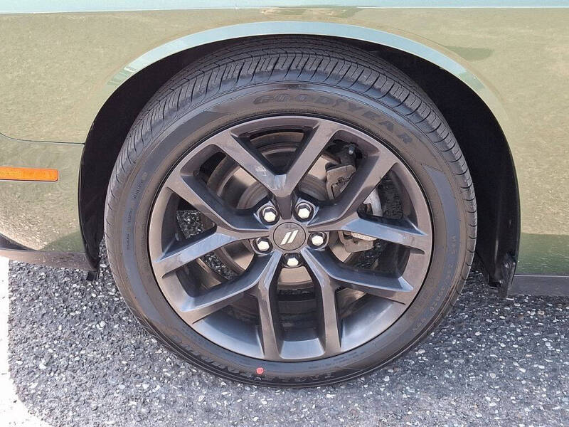 2021 Dodge Challenger SXT