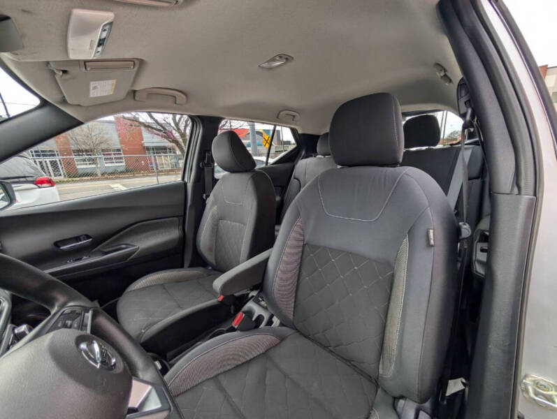 2020 Nissan Kicks S