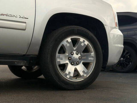 2013 GMC Yukon XL SLE