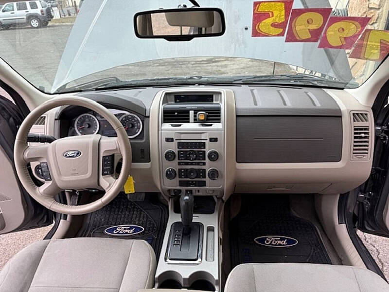 2010 Ford Escape XLT