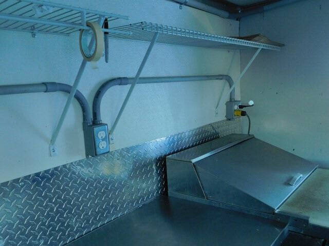 1999 Freightliner MT45 Chassis