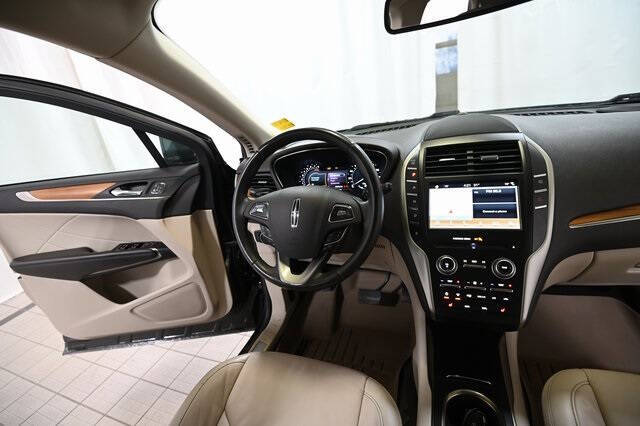 2019 Lincoln MKC Select