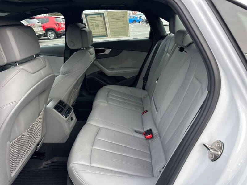 2024 Audi A4 quattro S line Prem Plus 45 TFSI