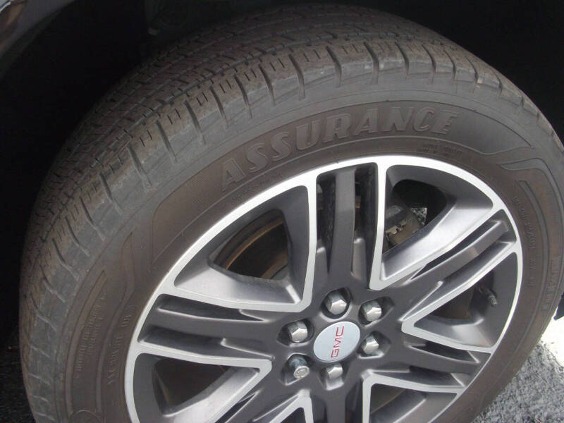 2019 GMC Acadia Denali