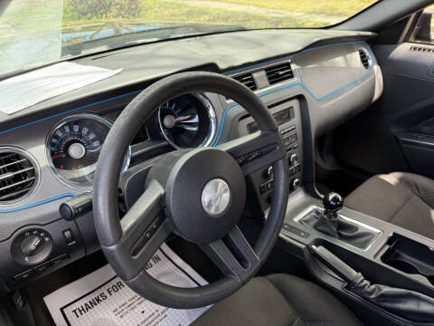 2012 Ford Mustang V6 Premium