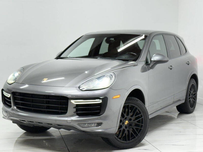 2016 Porsche Cayenne GTS