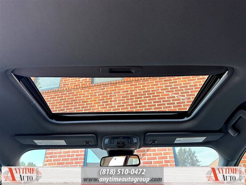 2021 Toyota Sienna XLE 8-Passenger