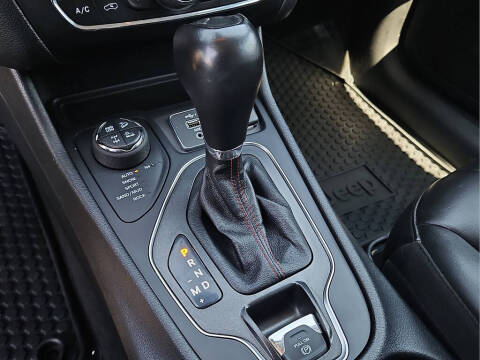 2022 Jeep Cherokee Trailhawk