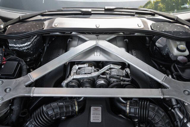 2021 Aston Martin Vantage