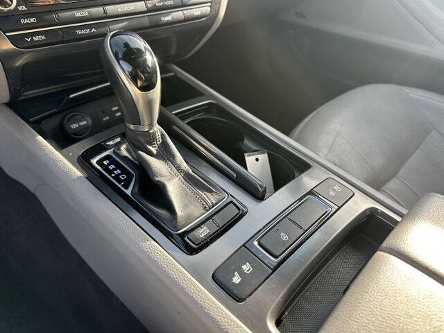 2015 Hyundai Genesis