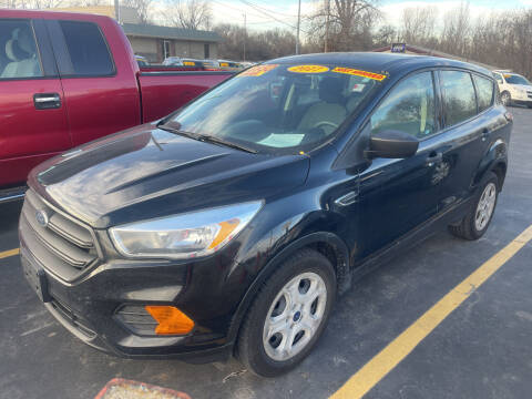 2017 Ford Escape for sale at Best Buy Car Co in Independence MO