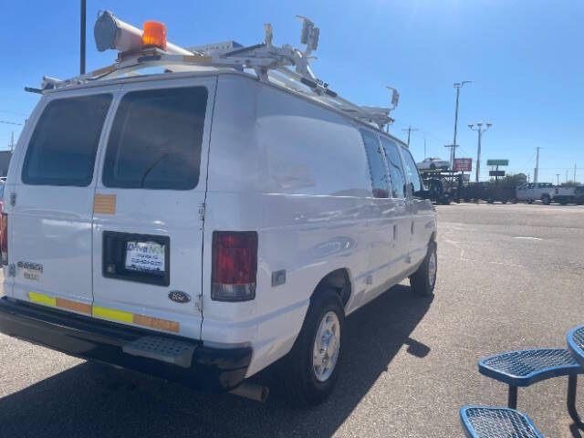 2010 Ford E-Series E-250