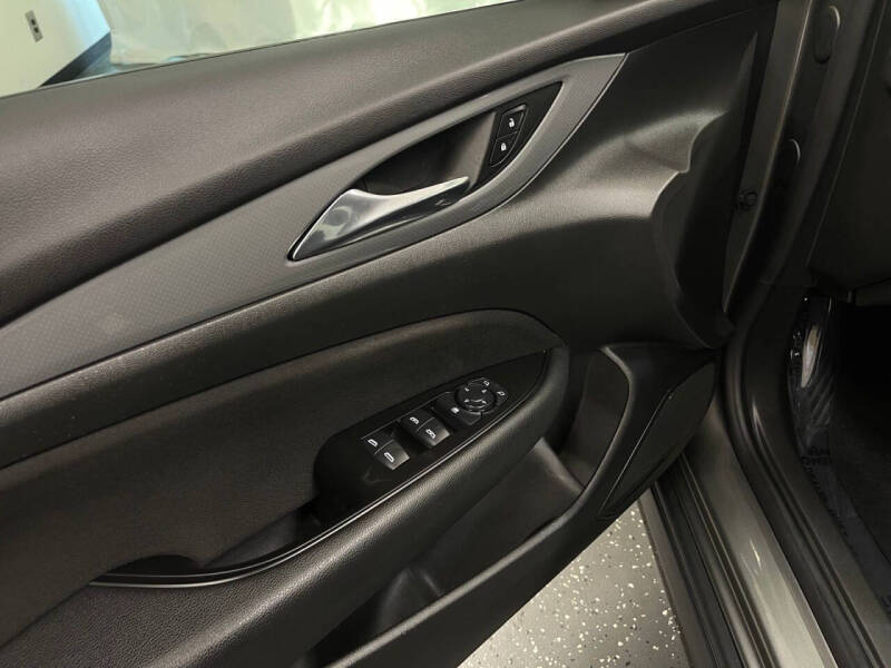 2019 Buick Regal TourX Preferred