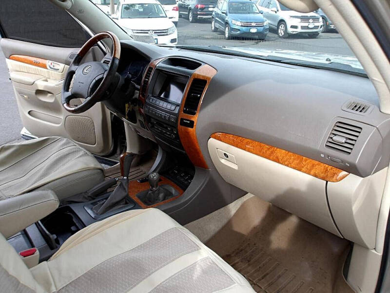 2003 Lexus GX 470