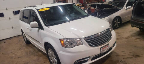 2014 Chrysler Town and Country Touring