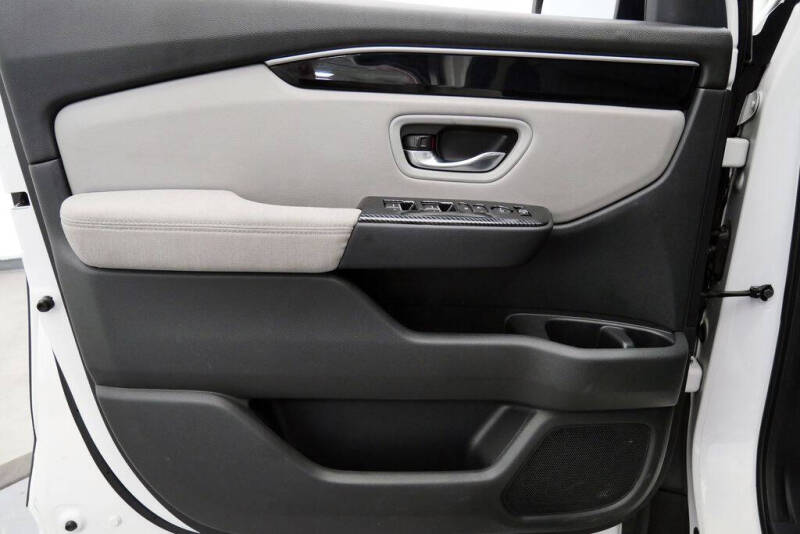 2023 Honda Pilot LX
