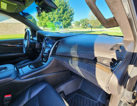 2017 Cadillac Escalade ESV Platinum