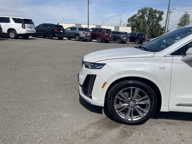 2023 Cadillac XT6 Premium Luxury