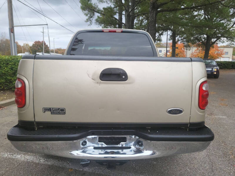 2001 Ford F-150 Lariat