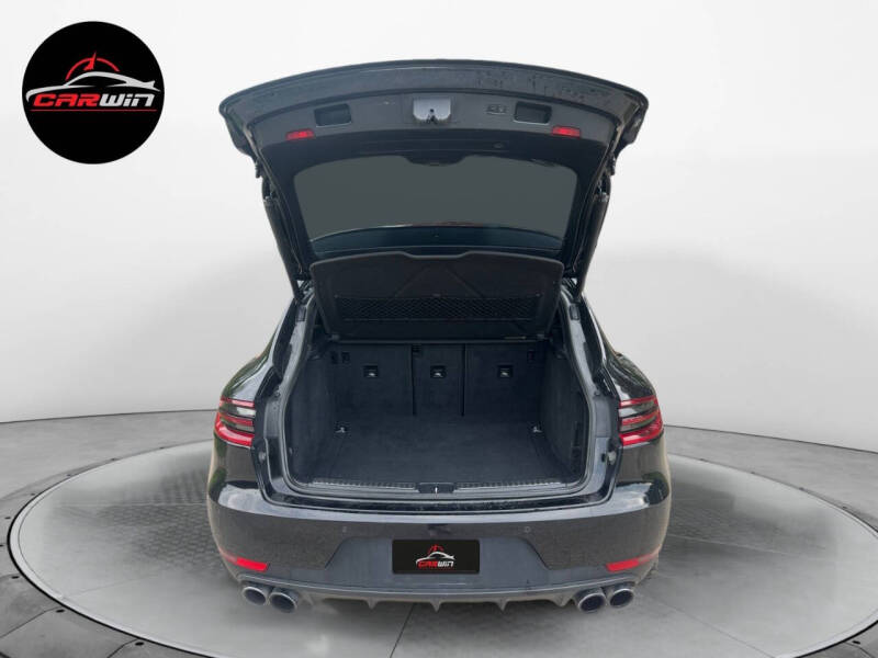 2017 Porsche Macan S