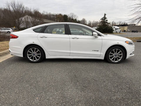 2017 Ford Fusion Hybrid SE