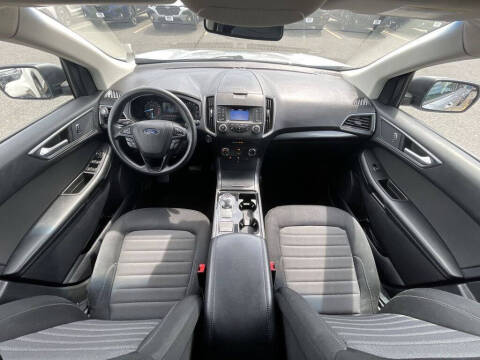 2019 Ford Edge SE