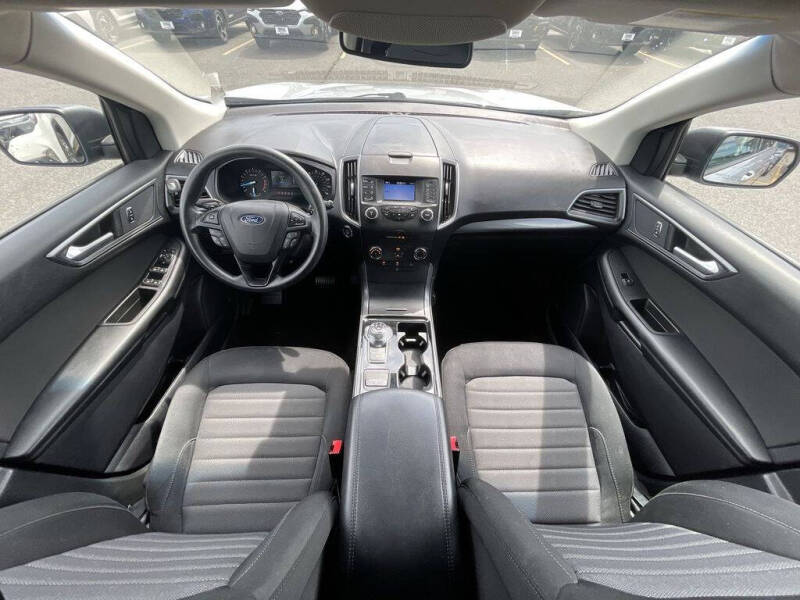 2019 Ford Edge SE