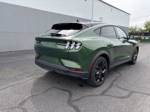 2024 Ford Mustang Mach-E Select