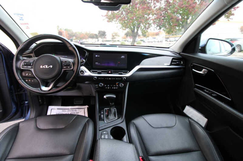 2022 Kia Niro Plug-In Hybrid EX Premium