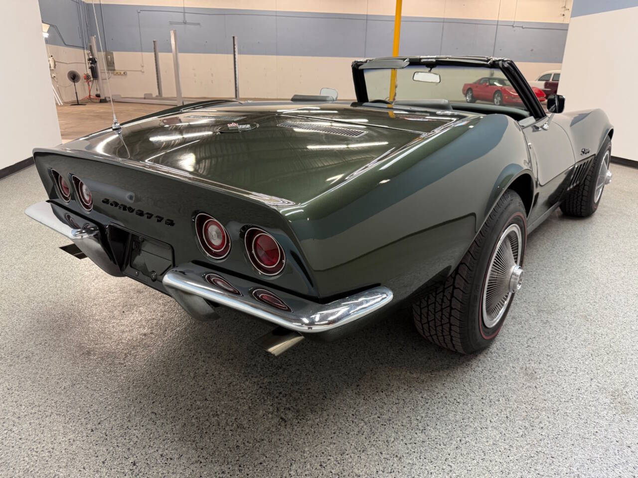 1969 Chevrolet Corvette 9