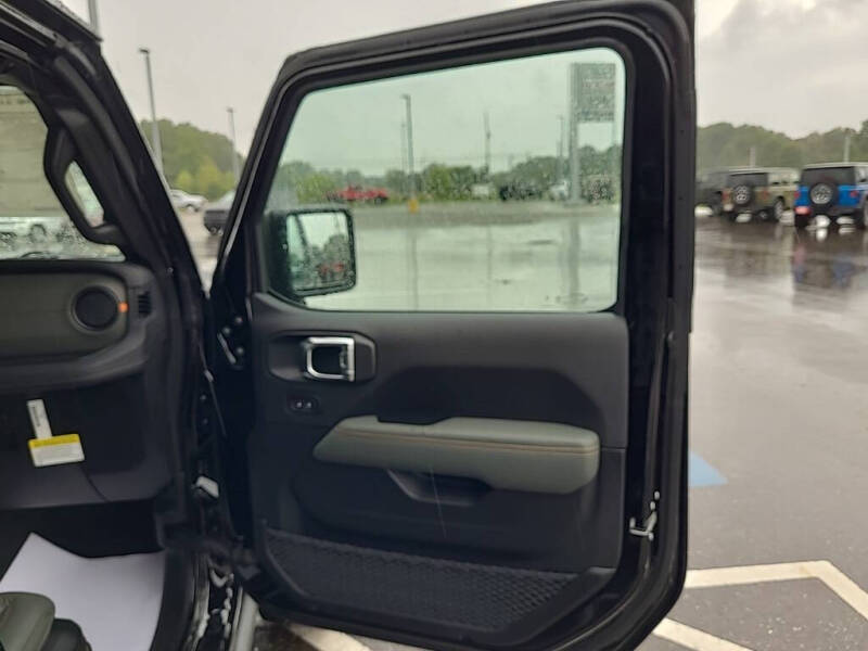 2025 Jeep Gladiator Mojave