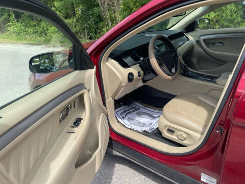 2016 Ford Taurus SEL