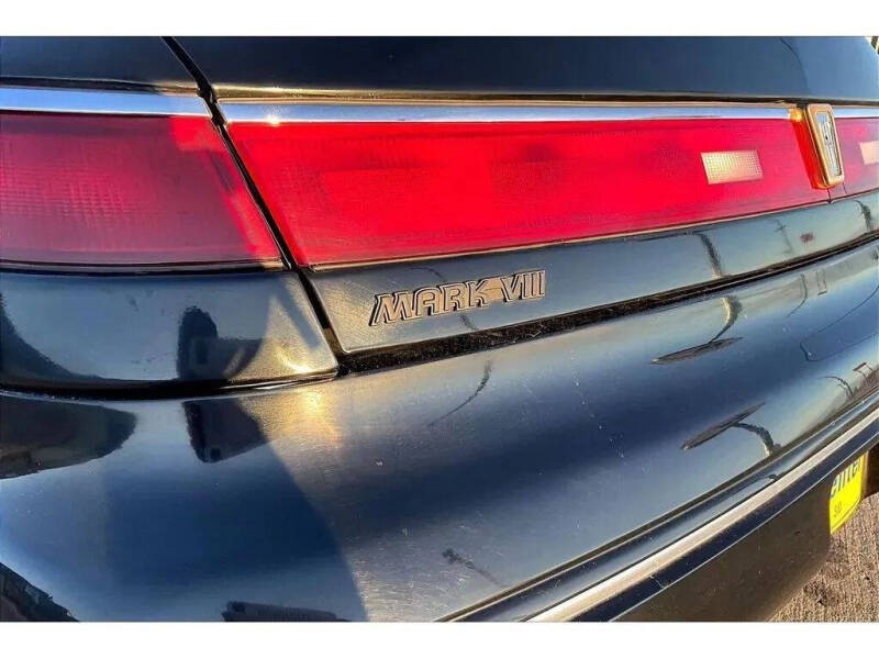 1993 Lincoln Mark VIII
