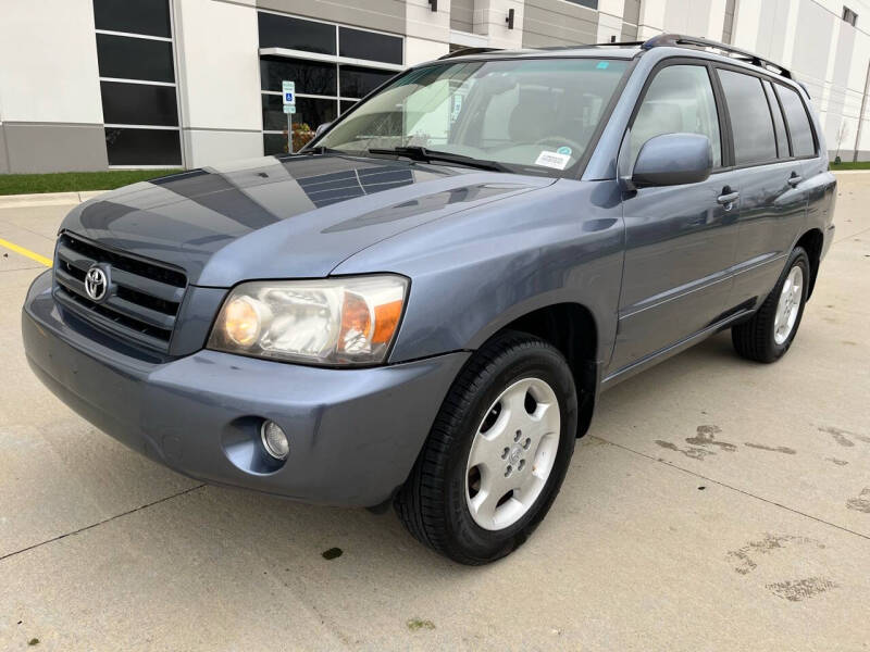 Used 2005 Toyota Highlander Base with VIN JTEEP21A550131383 for sale in Elmhurst, IL