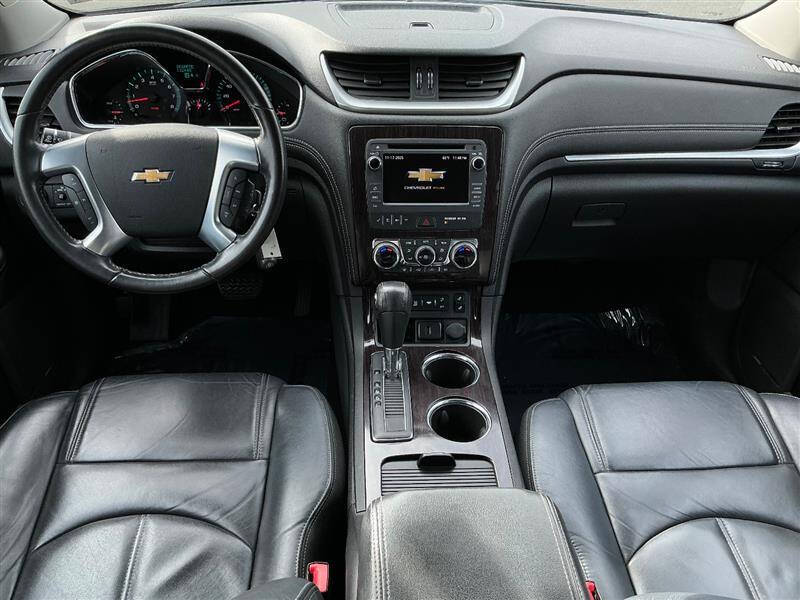 2017 Chevrolet Traverse LT