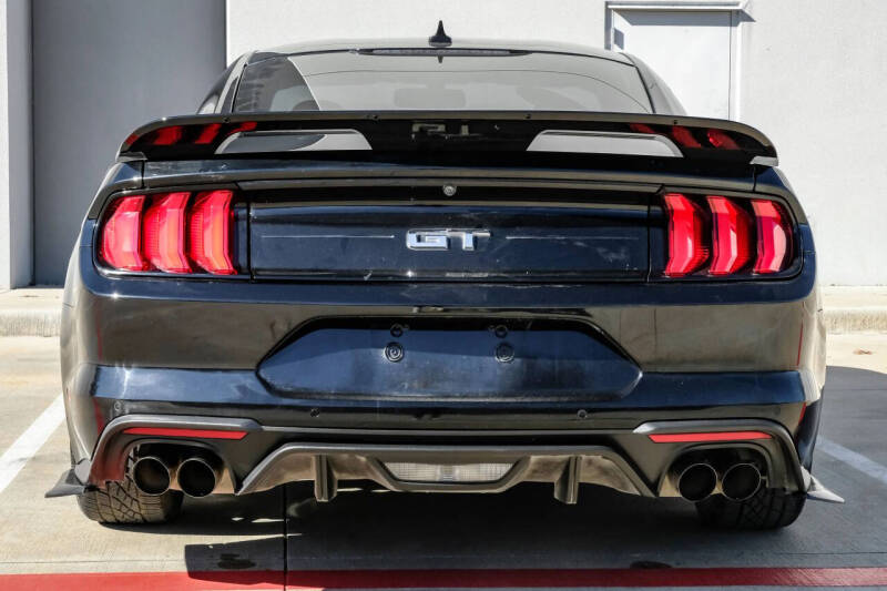 2020 Ford Mustang