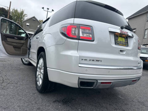 2016 GMC Acadia Denali