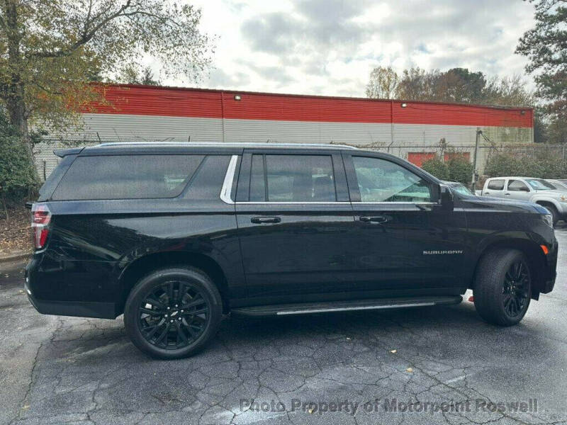 2024 Chevrolet Suburban LT