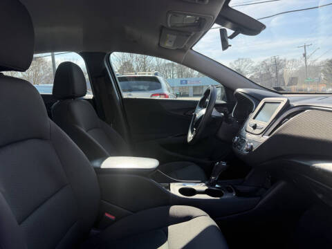 2017 Chevrolet Malibu LS
