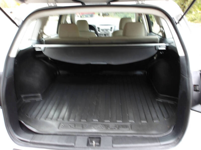 2011 Subaru Outback 2.5i