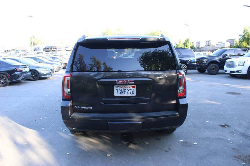 2015 GMC Yukon SLE