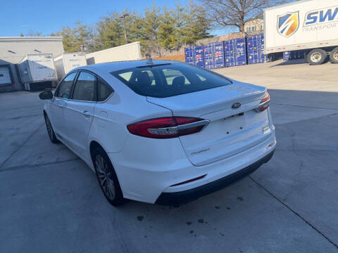 2020 Ford Fusion SEL