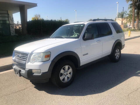 2007 Ford Explorer for sale at C & C Auto Sales in Colton CA