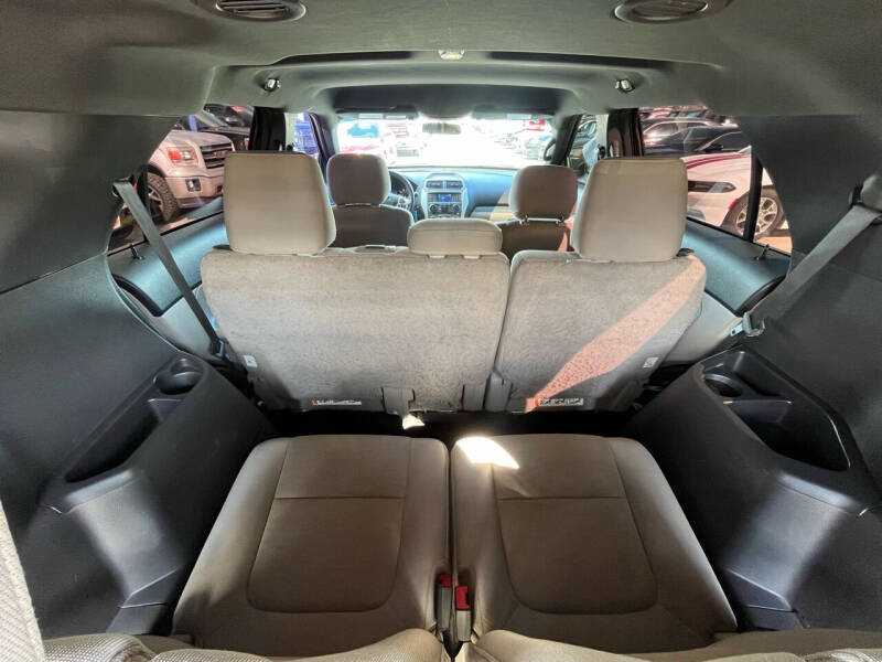 2015 Ford Explorer