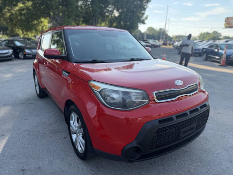 2015 Kia Soul +