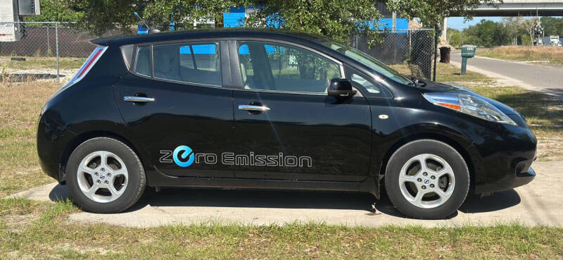 2011 Nissan LEAF SL